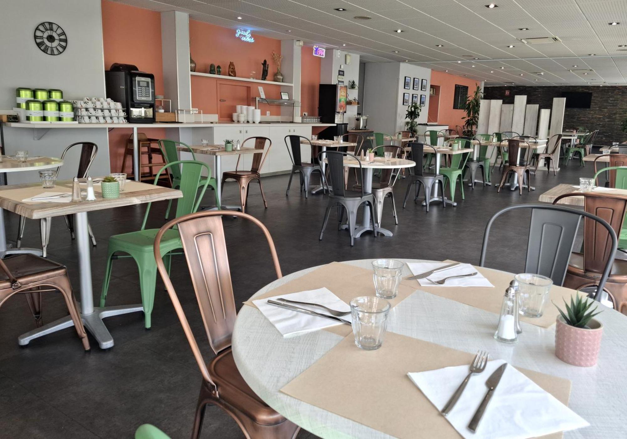 Ibis Styles Marseille Aeroport Hotel Vitrolles  Exterior photo